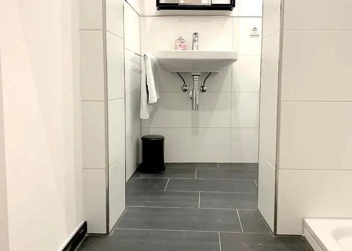 In / Mit Allem Drum Und Dran