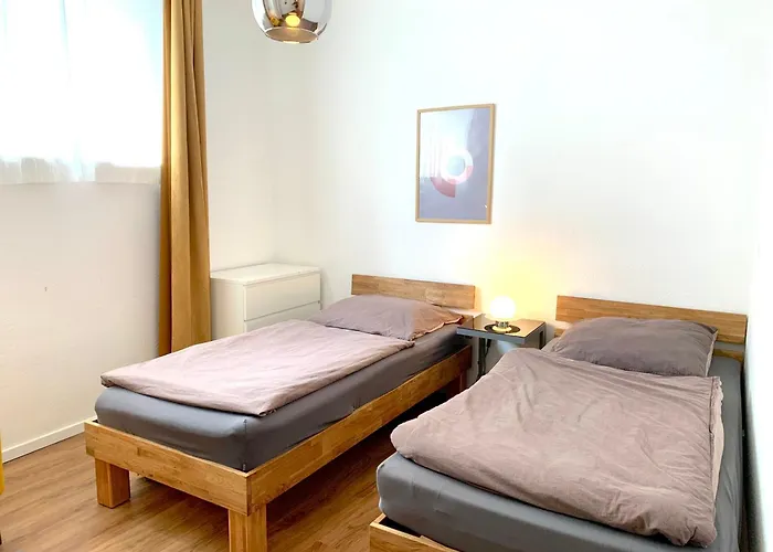 In / Mit Allem Drum Und Dran Kolín nad Rýnem