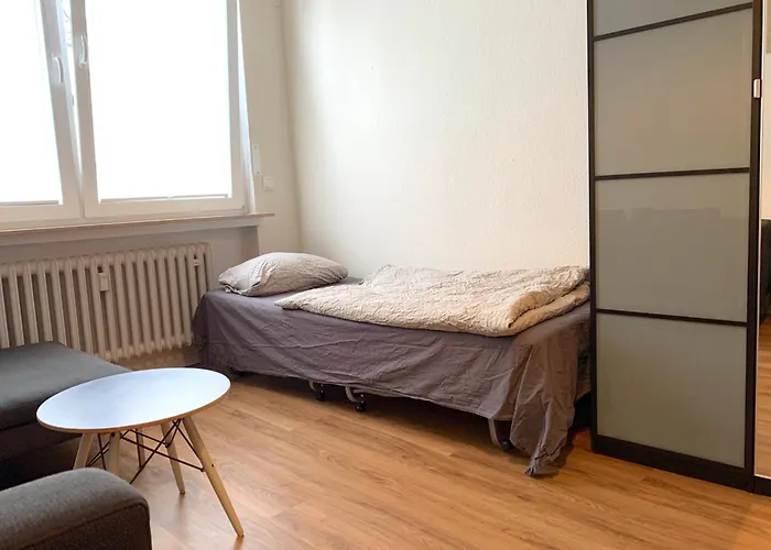 In / Mit Allem Drum Und Dran