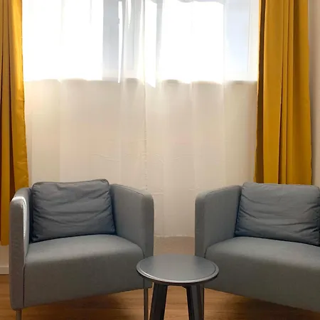 In / Mit Allem Drum Und Dran דירה
